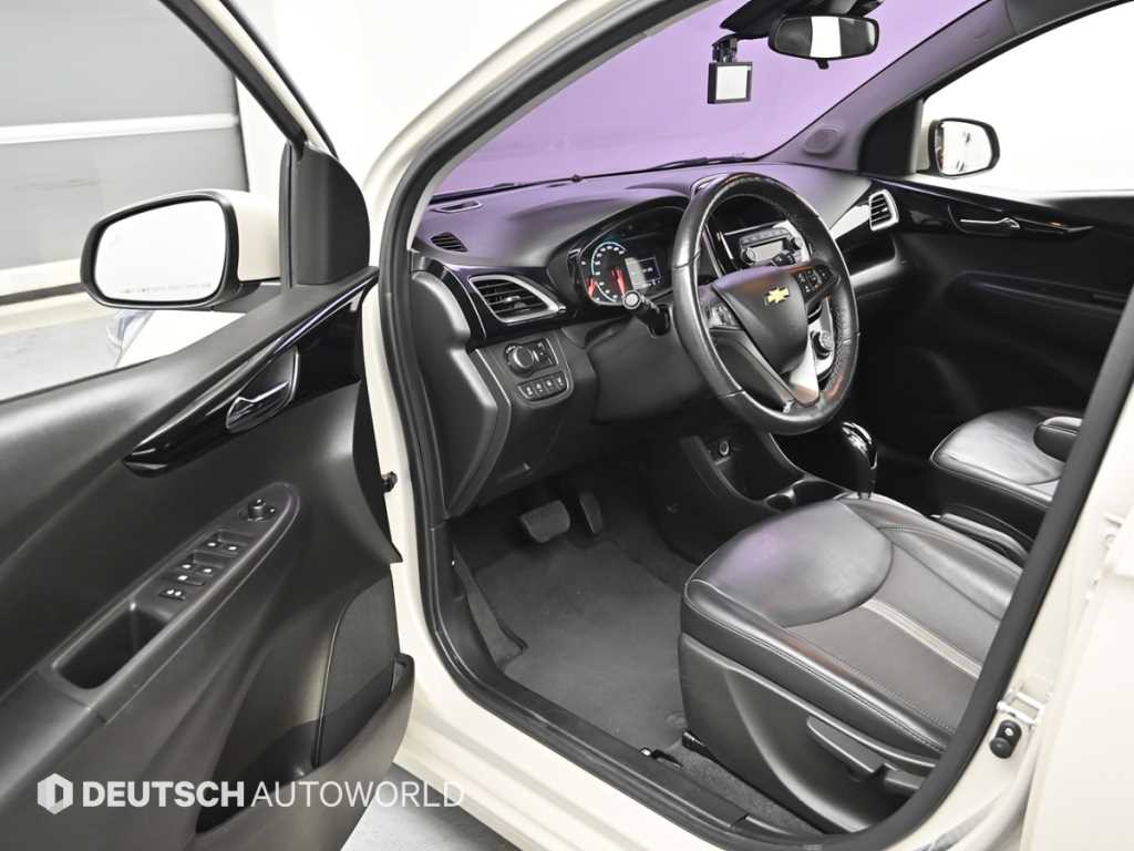 Chevrolet Spark - Vista 11