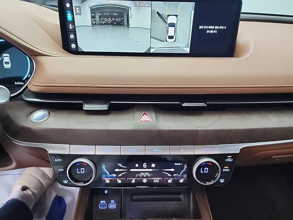Genesis G80 - Vista 10