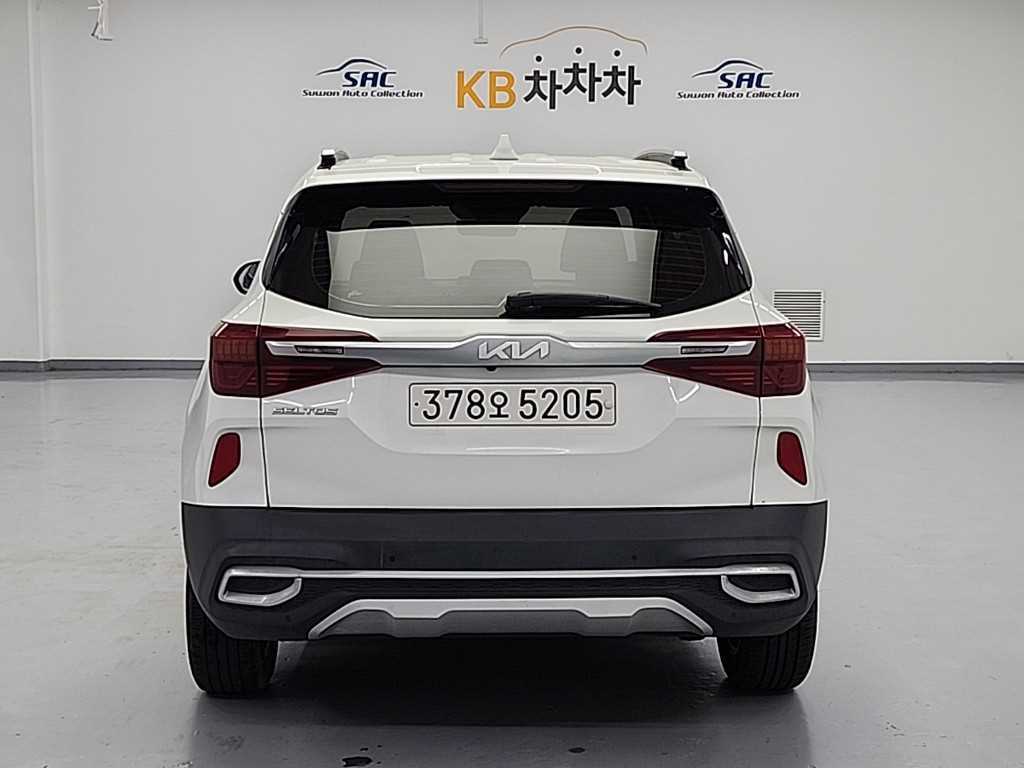 KIA Seltos - Vista 3