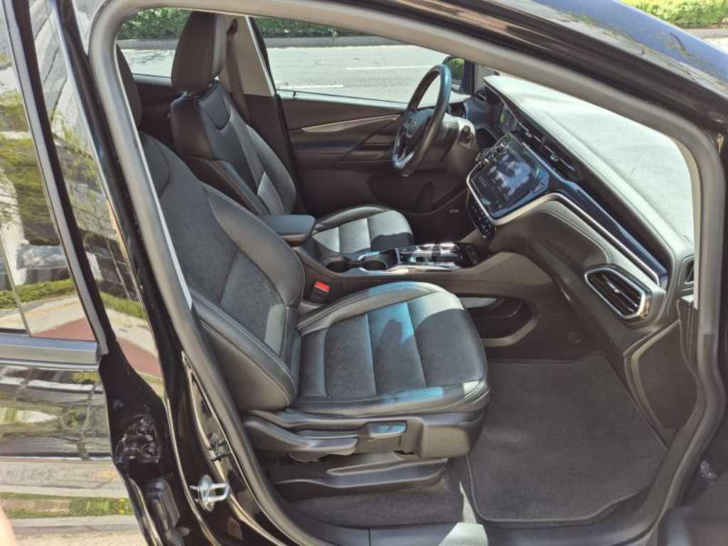Chevrolet Bolt - Vista 12