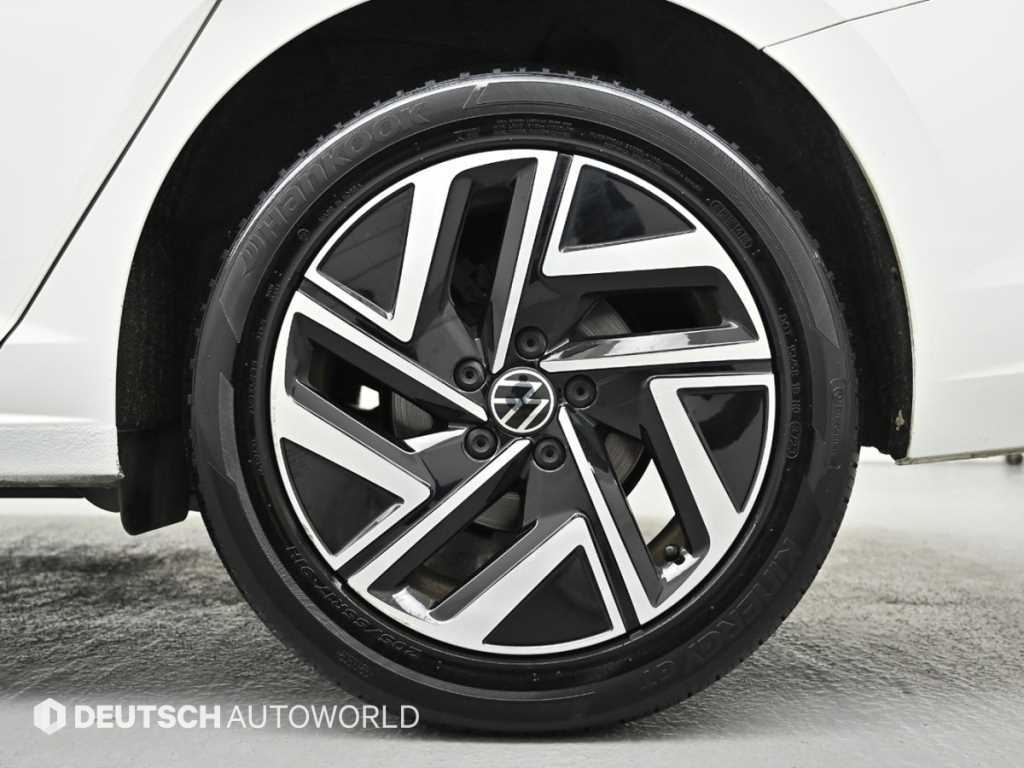 Volkswagen Jetta - Vista 5