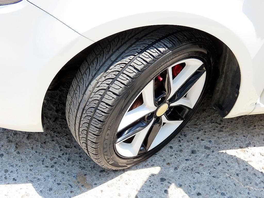 KIA Forte 2010 Blanco - Importación desde Corea - HF Imports Iquique - Foto 17