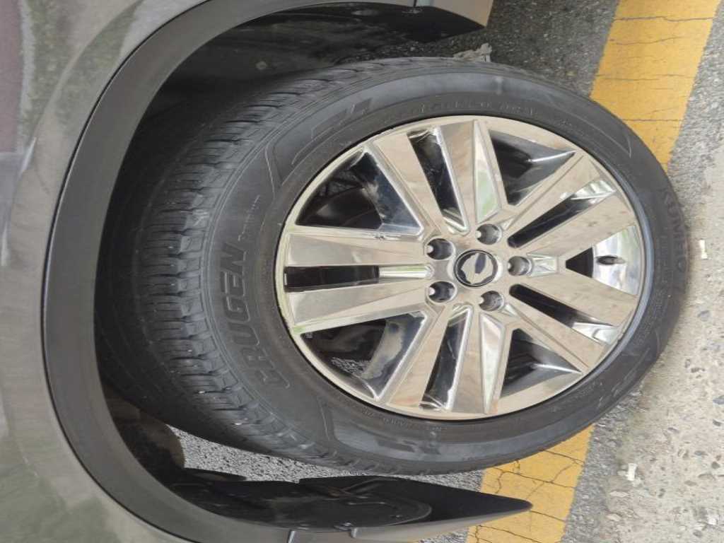 Ssangyong Rexton - Vista 7