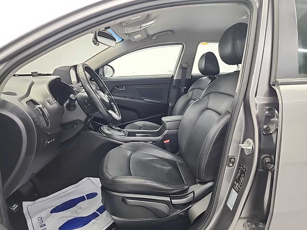 KIA Sportage - Vista 11