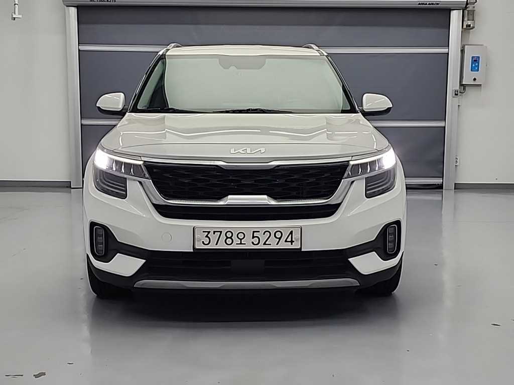 KIA Seltos - Vista 2