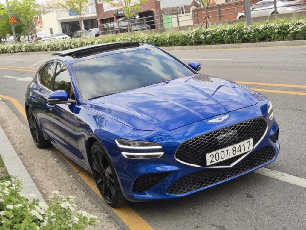 Genesis G70 - Vista 3
