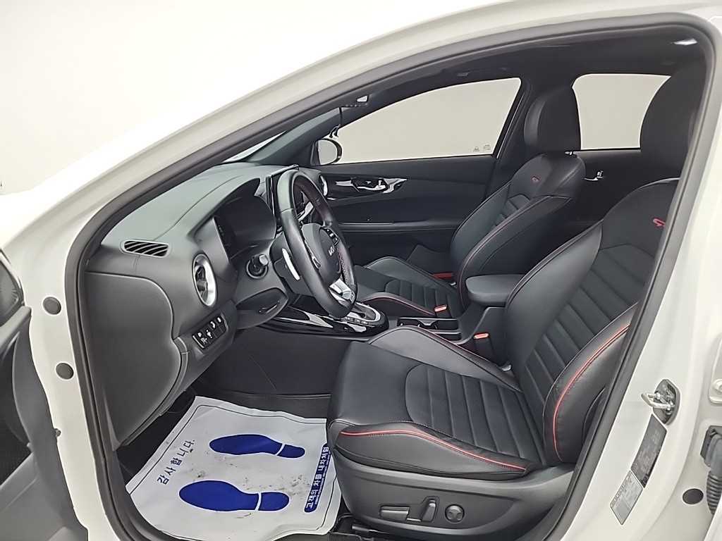 KIA K3 - Vista 12