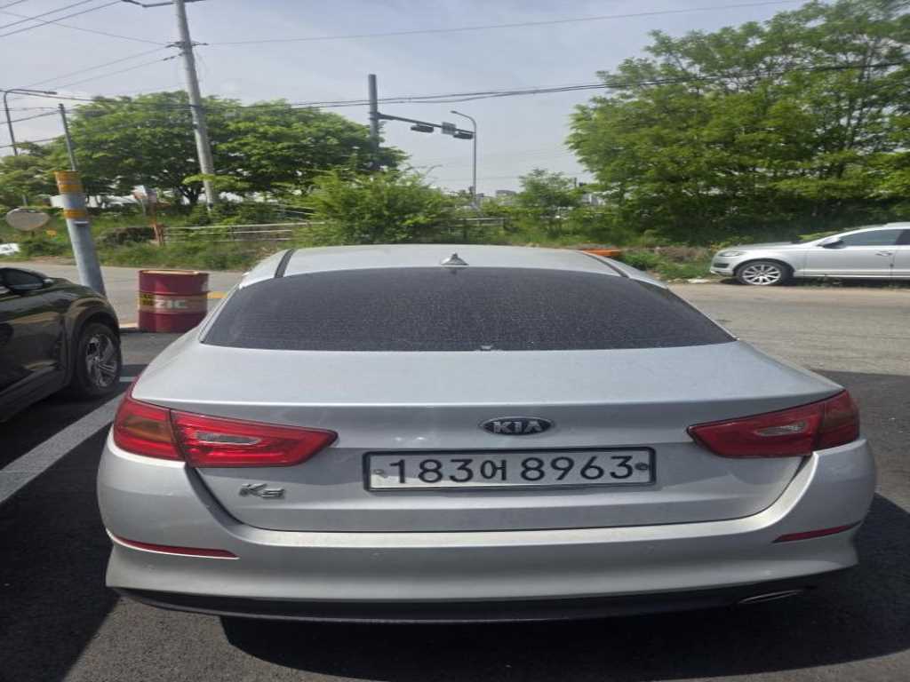 KIA K5 - Vista 3