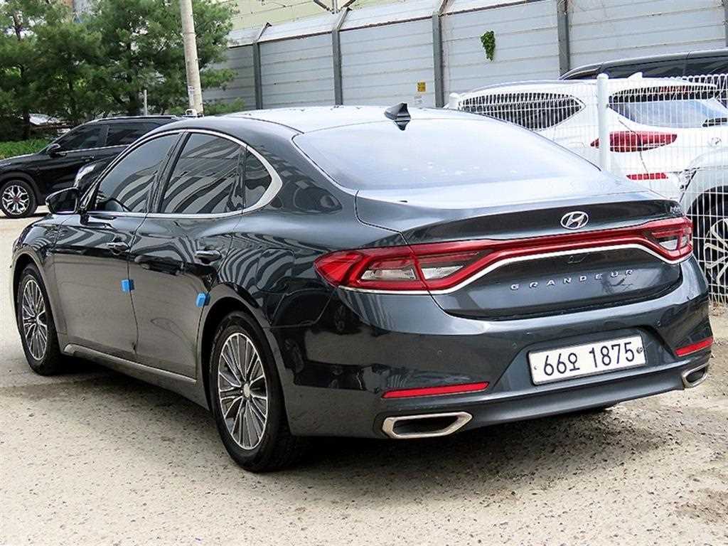 HYUNDAI Grandeur - Vista 3