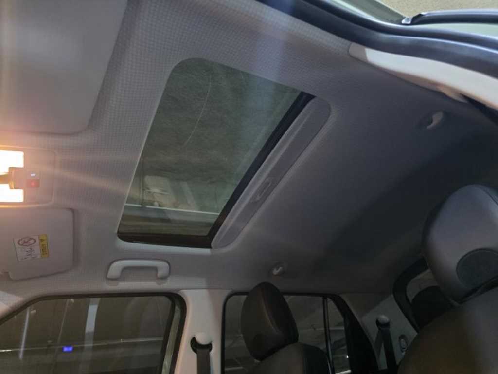 HYUNDAI Casper - Vista 12