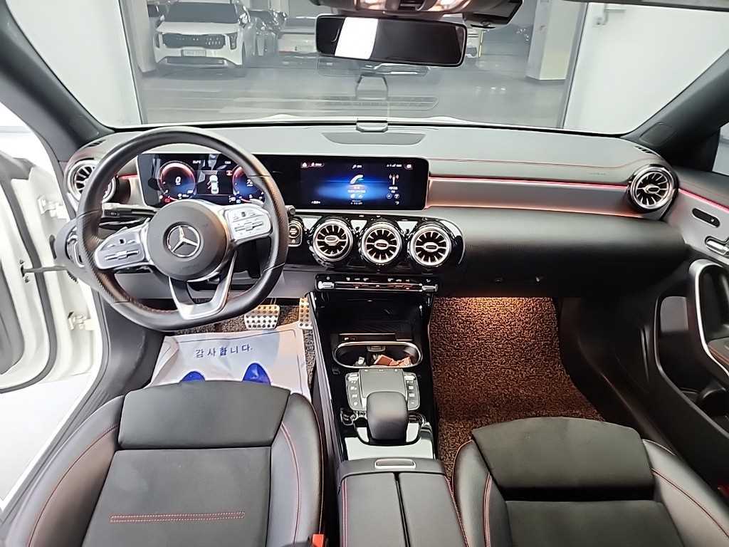 Mercedes Benz CLA Class - Vista 7