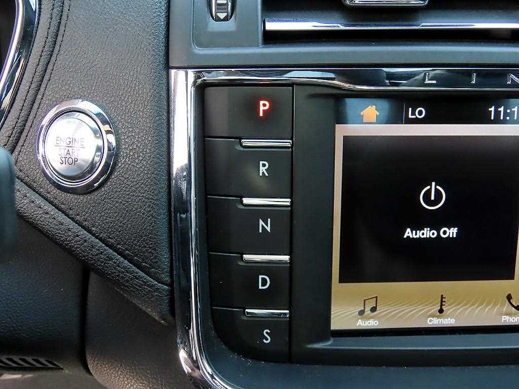 Lincoln Continental - Vista 10