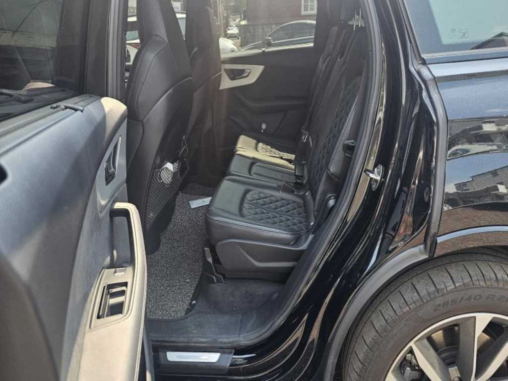 Audi Q7 - Vista 7