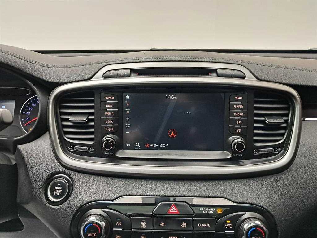 KIA Sorento - Vista 9
