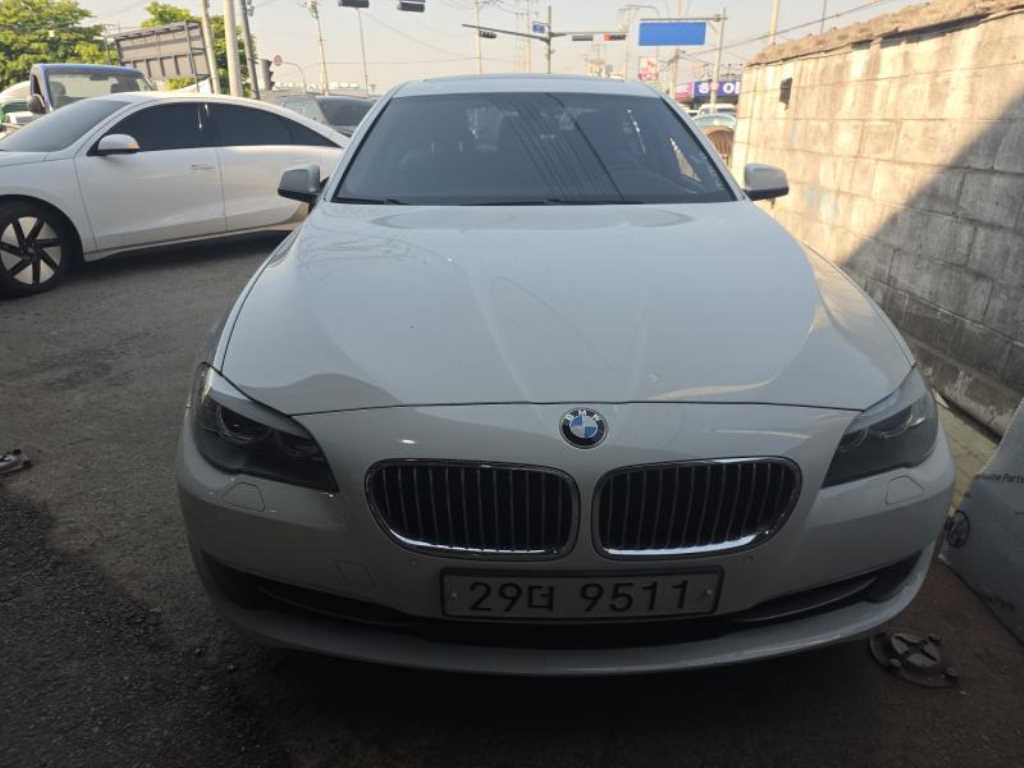 BMW 5 Series 2013 Blanco - Importación desde Corea - HF Imports Iquique - Foto 1