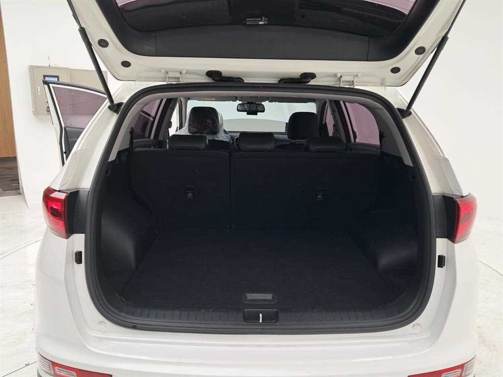 KIA Sportage 2017 Blanco - Importación desde Corea - HF Imports Iquique - Foto 17