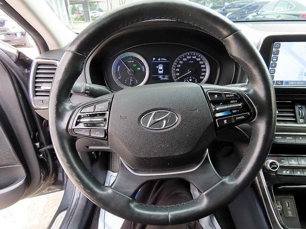 HYUNDAI Grandeur - Vista 8