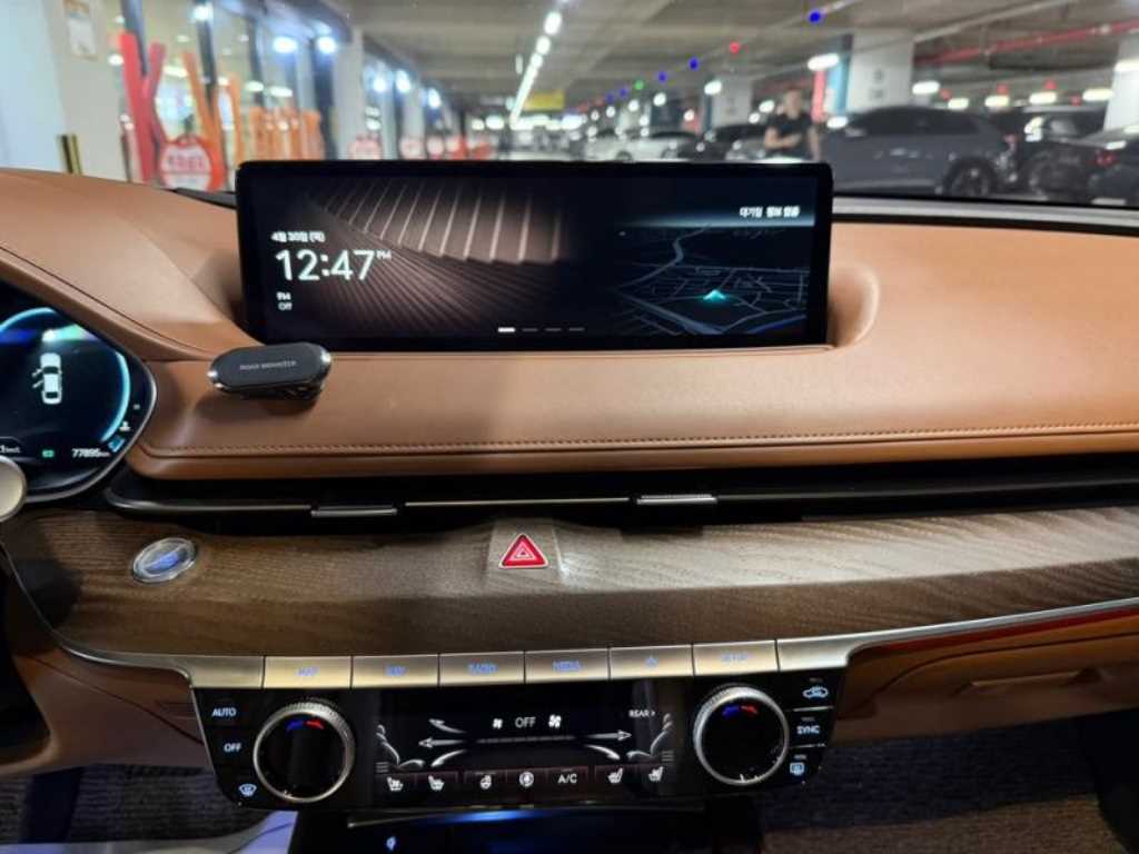 Genesis G80 - Vista 10