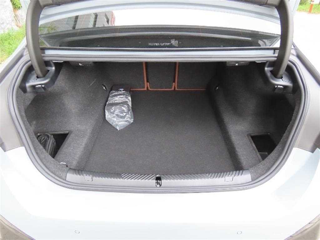 BMW 5 Series 2024 - Importación desde Corea - HF Imports Iquique - Foto 18