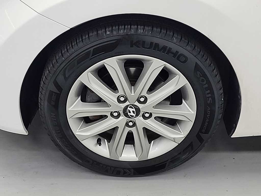 HYUNDAI Avante 2015 Blanco - Importación desde Corea - HF Imports Iquique - Foto 19
