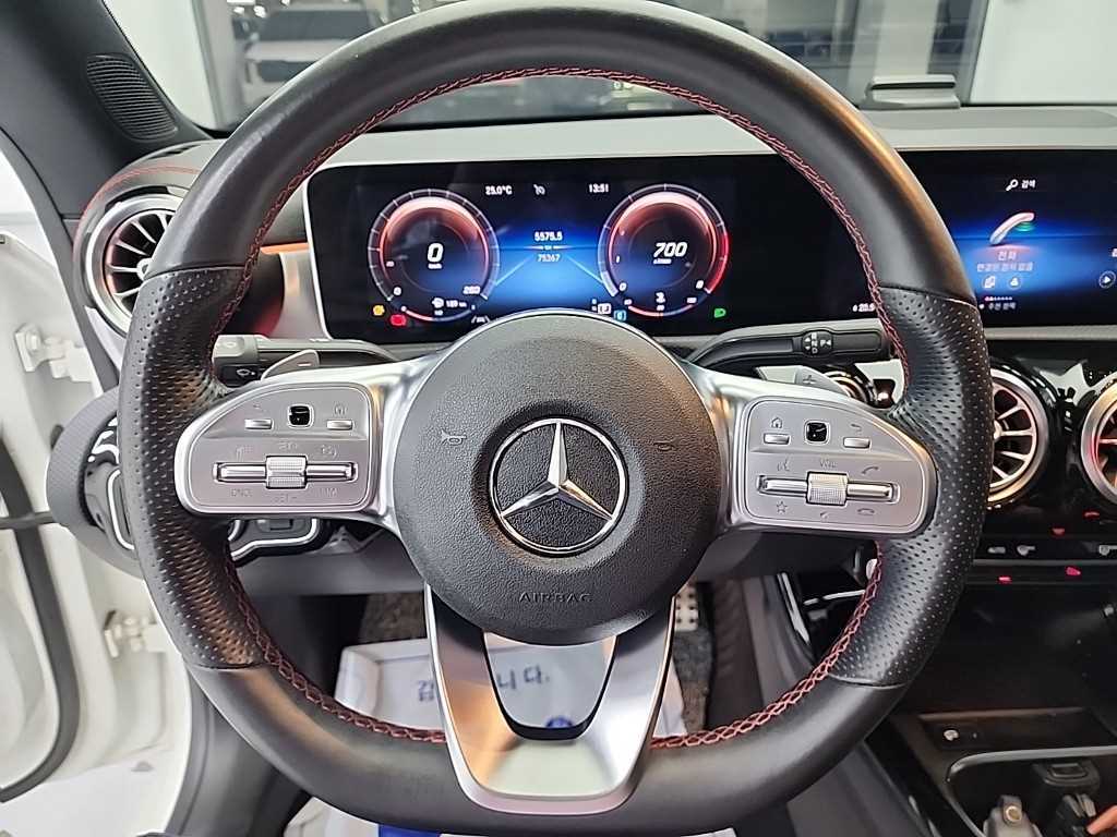 Mercedes Benz CLA Class - Vista 9