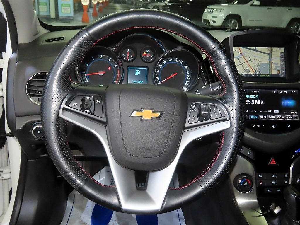 Chevrolet Cruise - Vista 8