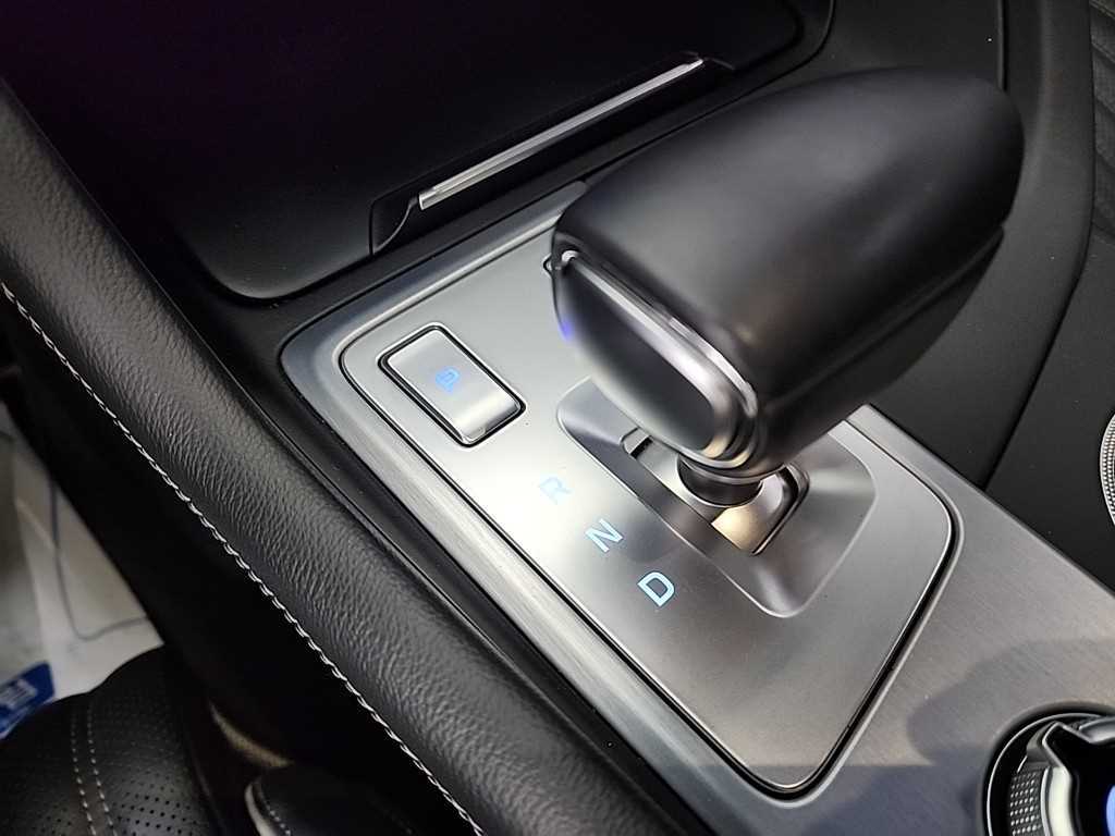Genesis G70 - Vista 8