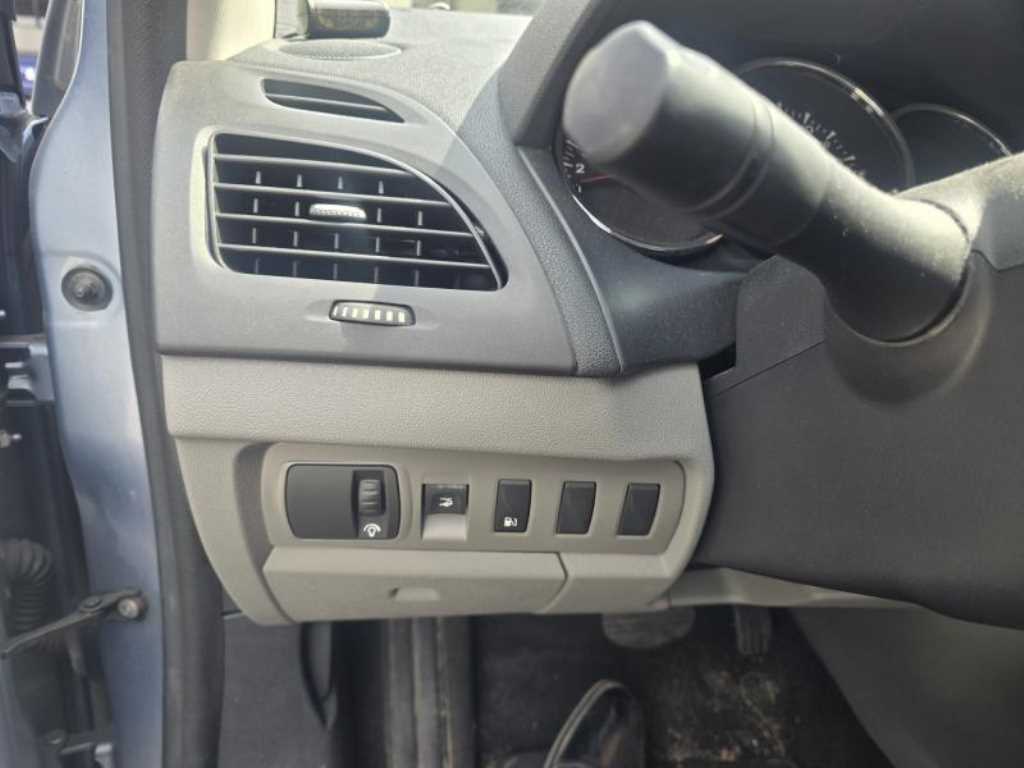 SAMSUNG SM3 - Vista 11