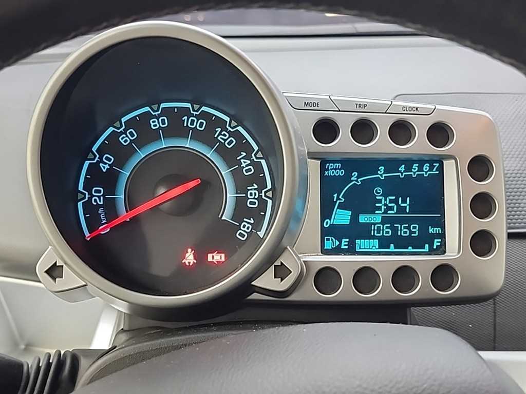 Chevrolet Spark - Vista 6