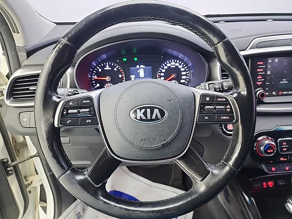 KIA Sorento - Vista 9