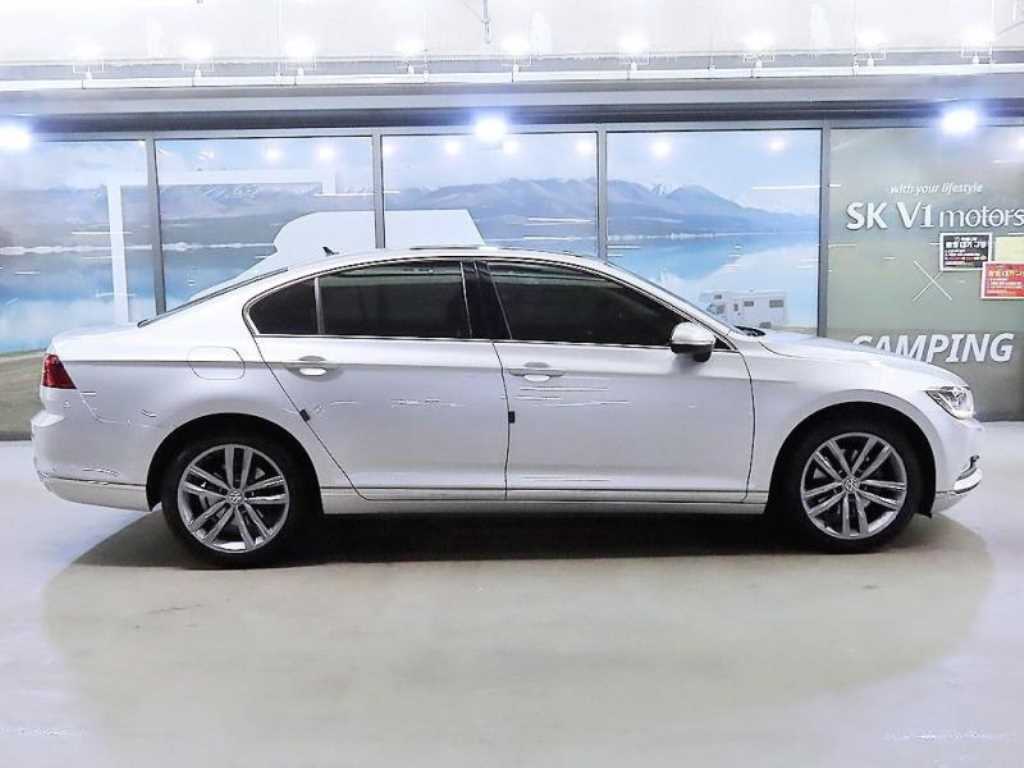 Volkswagen Passat - Vista 3