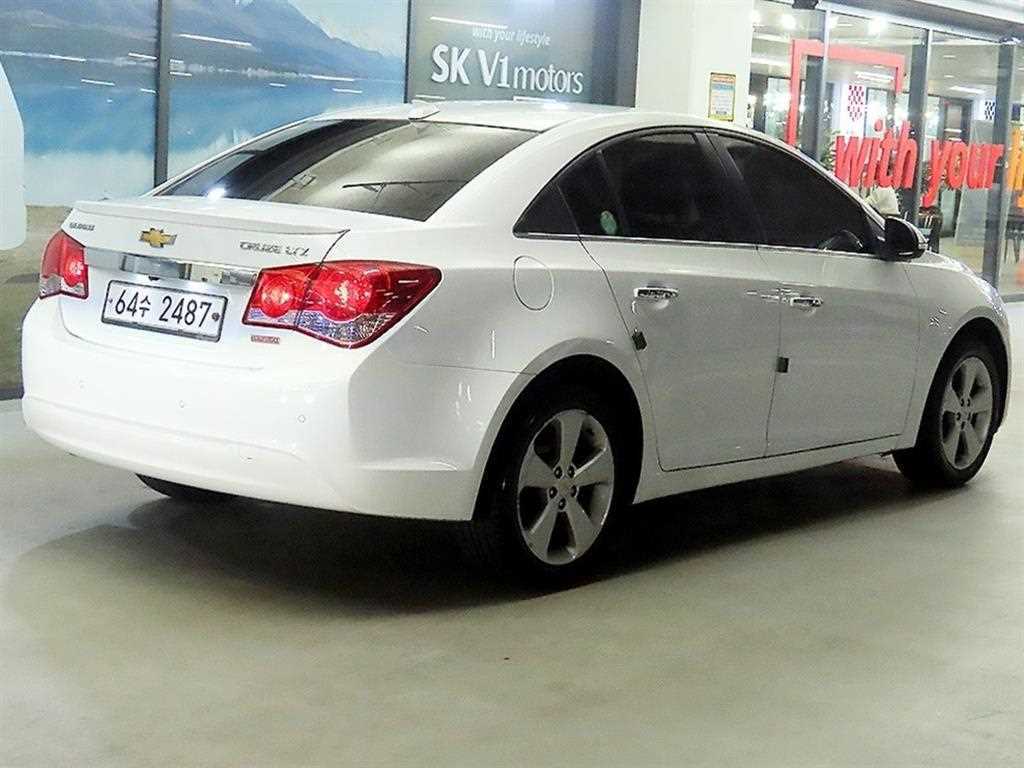 Chevrolet Cruise - Vista 4