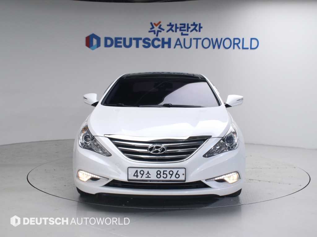 HYUNDAI Sonata - Vista 3