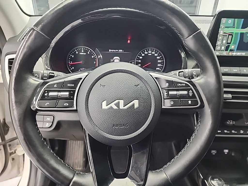 KIA Seltos - Vista 9