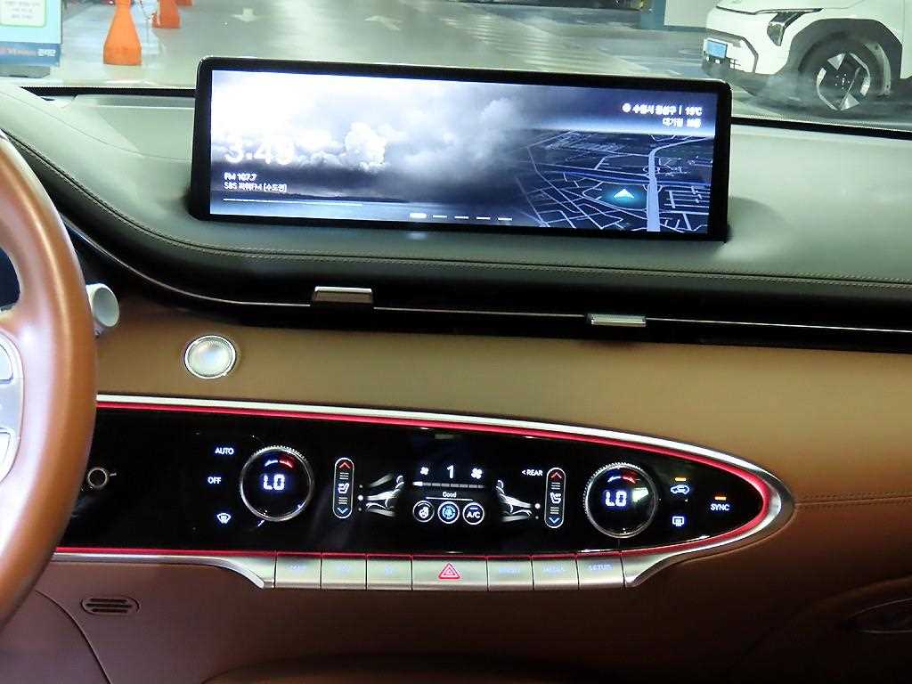 Genesis GV70 - Vista 11