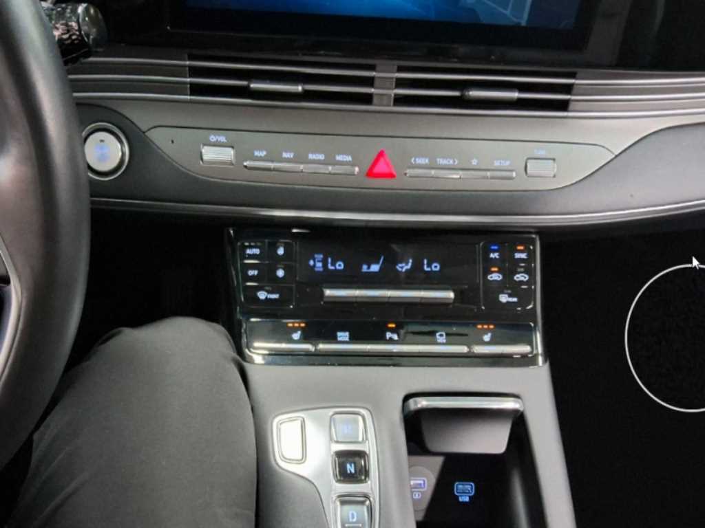HYUNDAI Grandeur - Vista 3