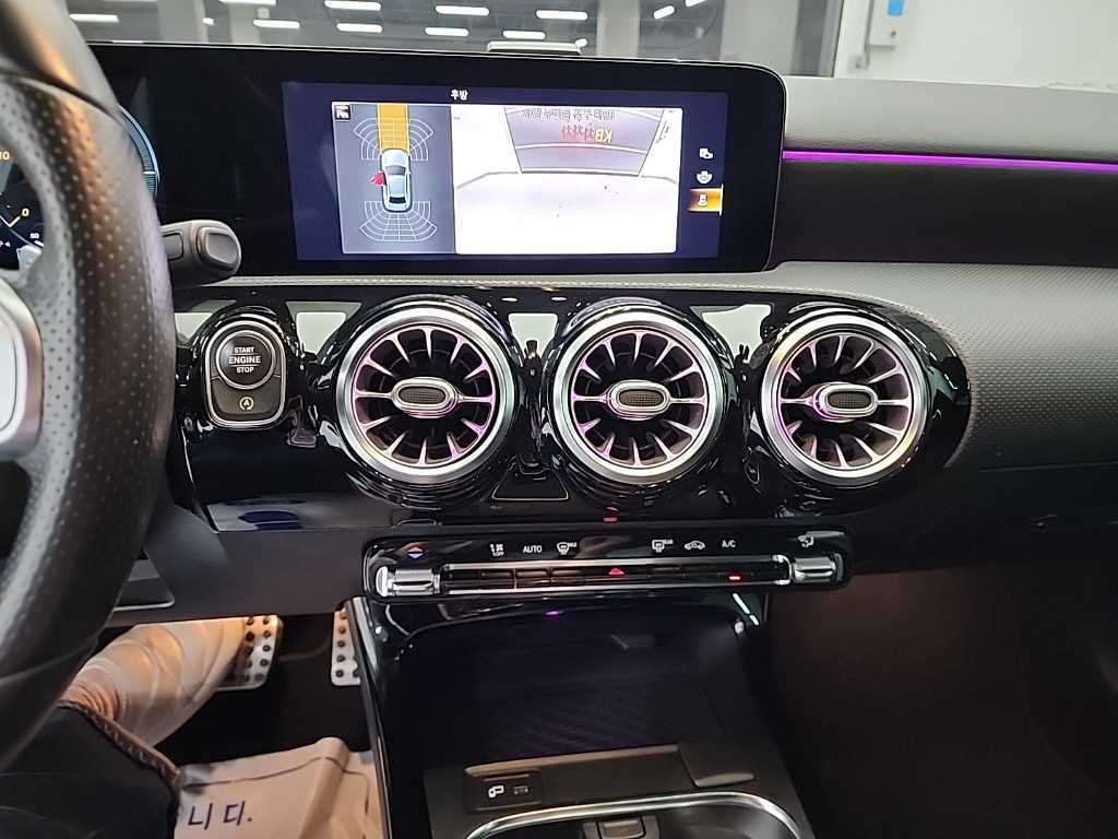 Mercedes Benz A Class - Vista 10