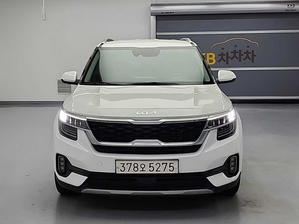 KIA Seltos - Vista 2