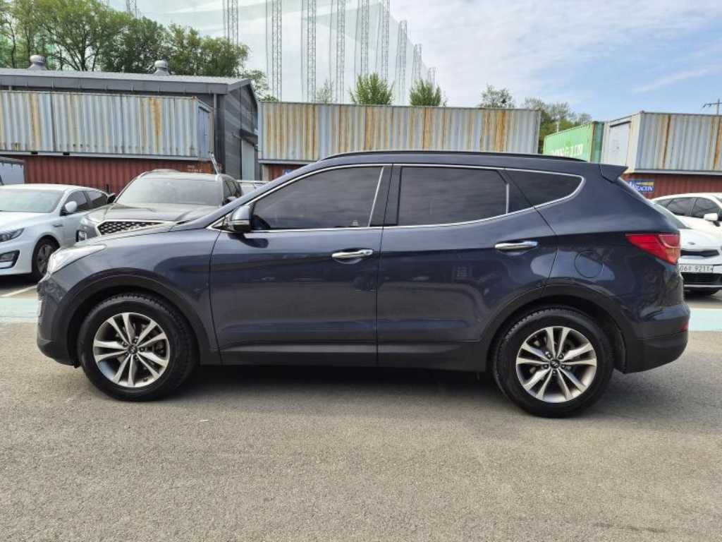 HYUNDAI Santa Fe - Vista 3