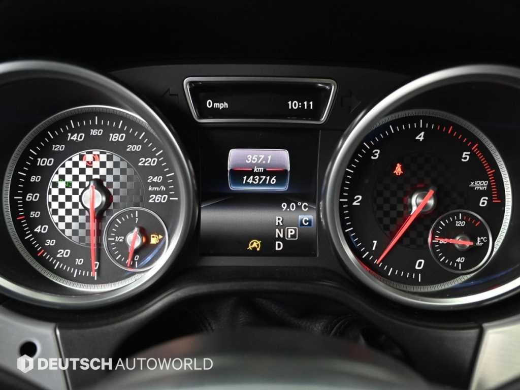 Mercedes Benz GLE Class - Vista 8