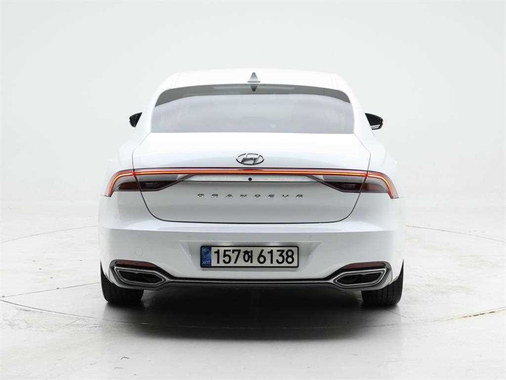 HYUNDAI Grandeur - Vista 5