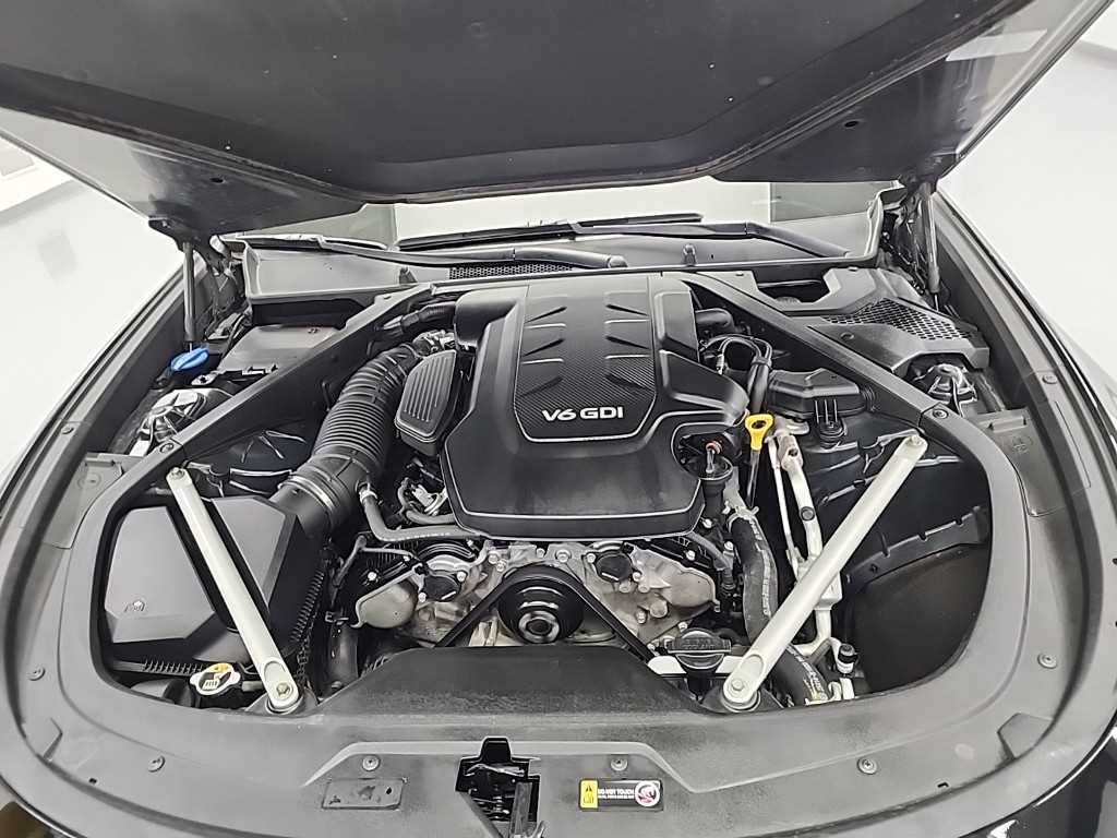KIA K9 - Vista 5