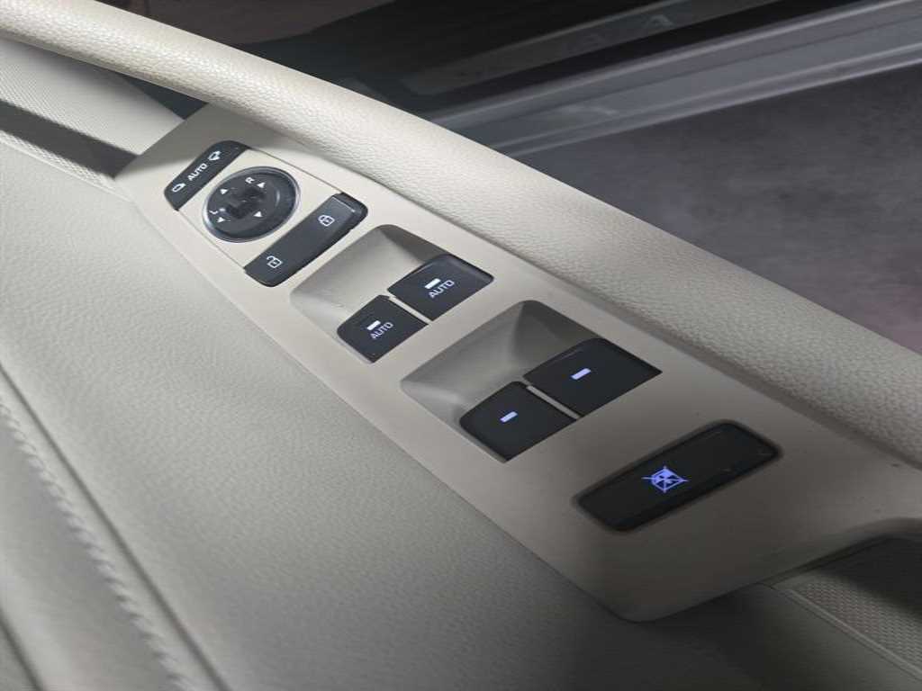 HYUNDAI Sonata 2015 Gris - Importación desde Corea - HF Imports Iquique - Foto 15