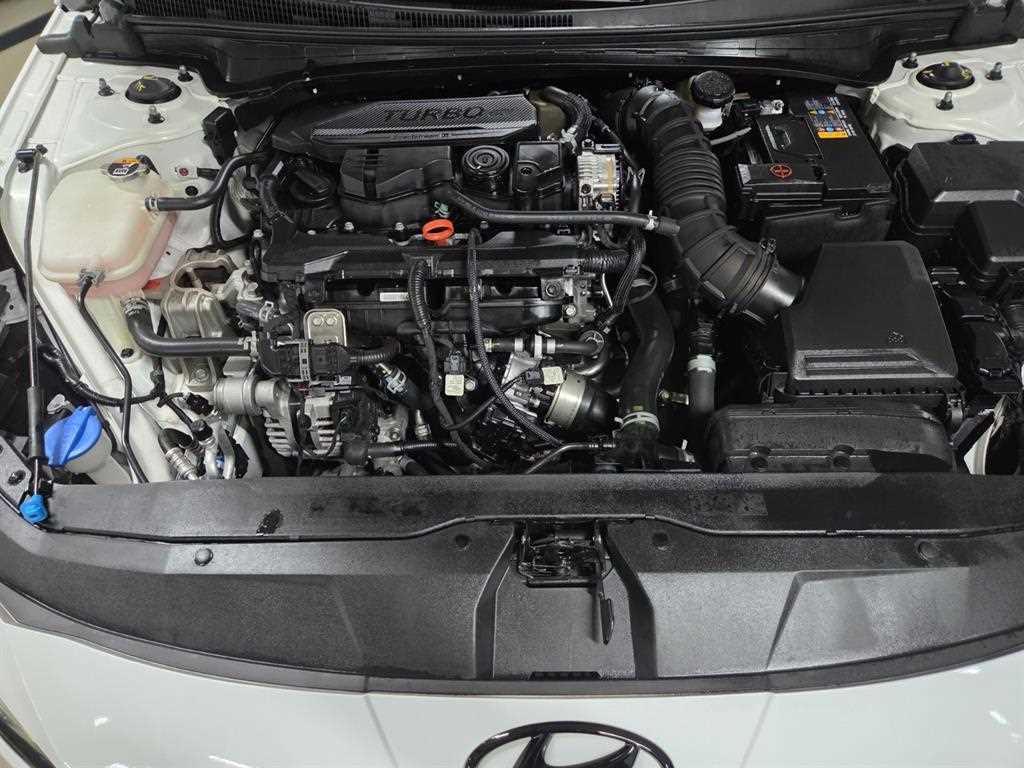 HYUNDAI Avante 2023 Blanco - Importación desde Corea - HF Imports Iquique - Foto 19
