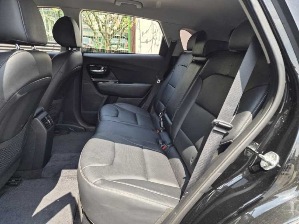KIA Niro - Vista 10