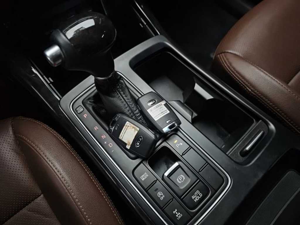 KIA Sorento - Vista 12