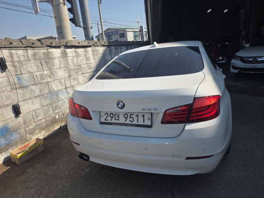 BMW 5 Series - Vista 2