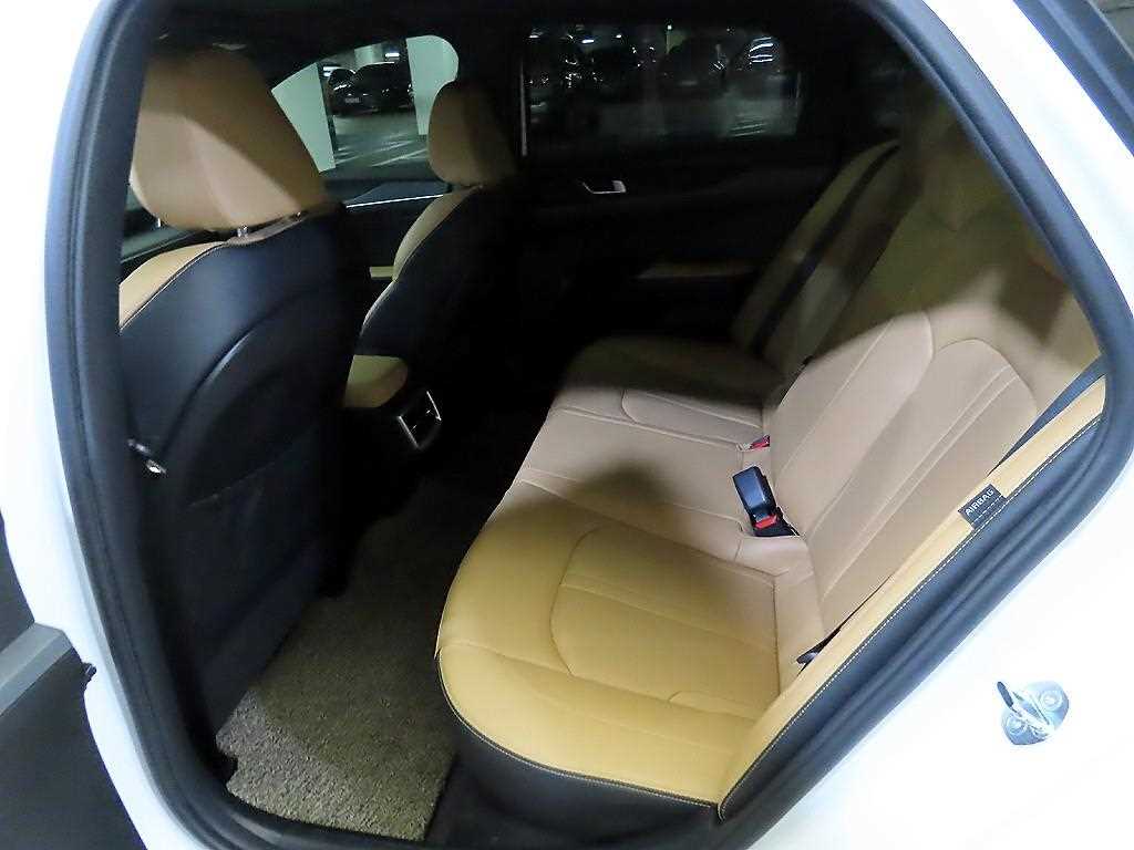 KIA K5 - Vista 7