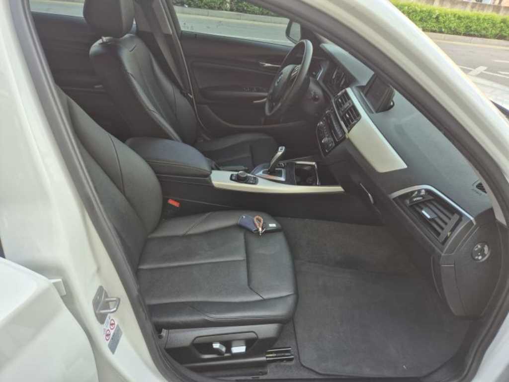 BMW 1 series - Vista 10