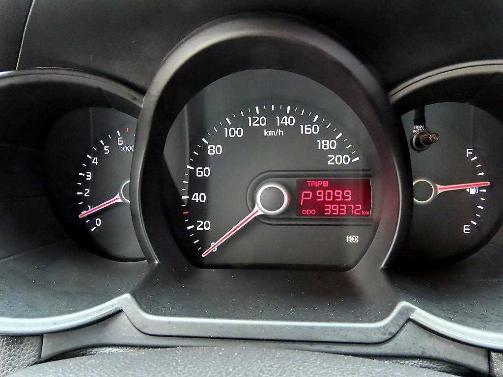 KIA Morning - Vista 9